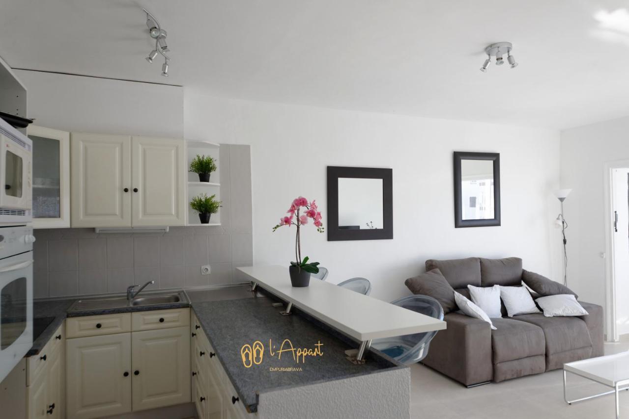 Lappart Empuriabrava Buitenkant foto